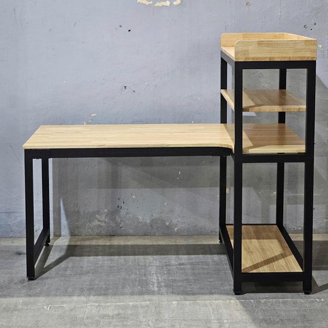 Bàn góc L liền kệ 150x100x120cm gỗ cao su CD68040