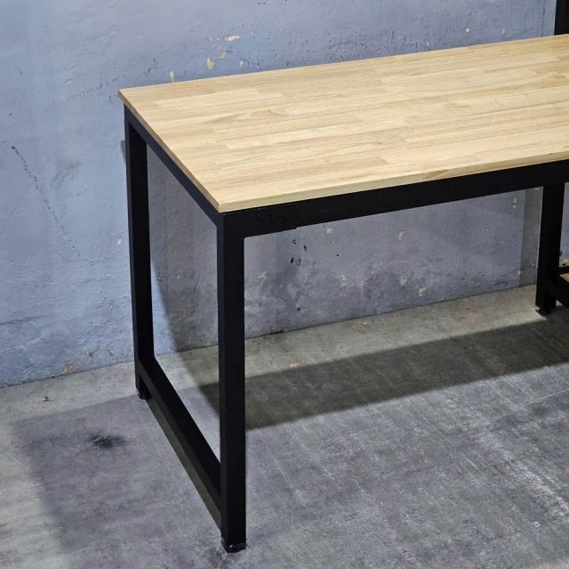 Bàn góc L liền kệ 150x100x120cm gỗ cao su CD68040
