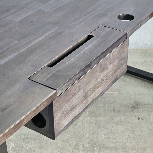 Bàn góc L có hộp điện 150x150cm gỗ tràm hệ Rectang HBRT120