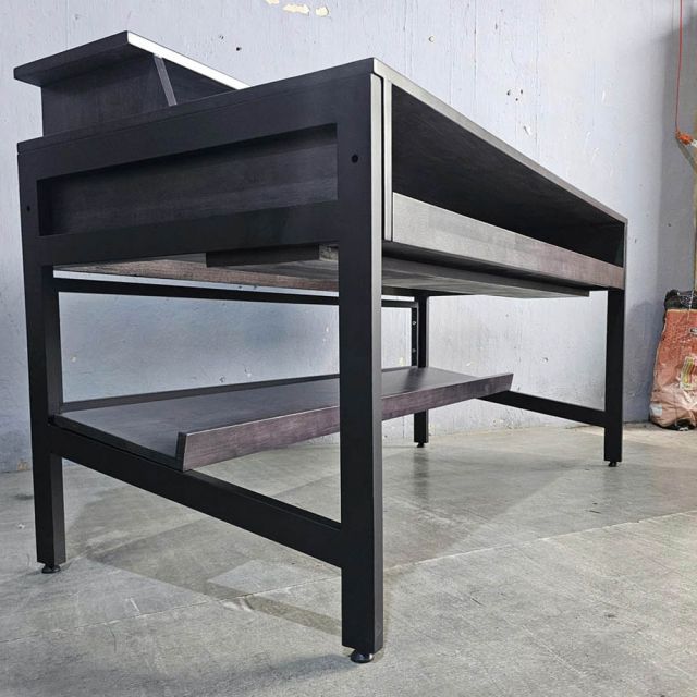 Bàn phòng thu Studio 150x70cm gỗ cao su SD68032
