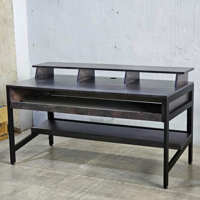 Bàn phòng thu Studio 150x70cm gỗ cao su SD68032