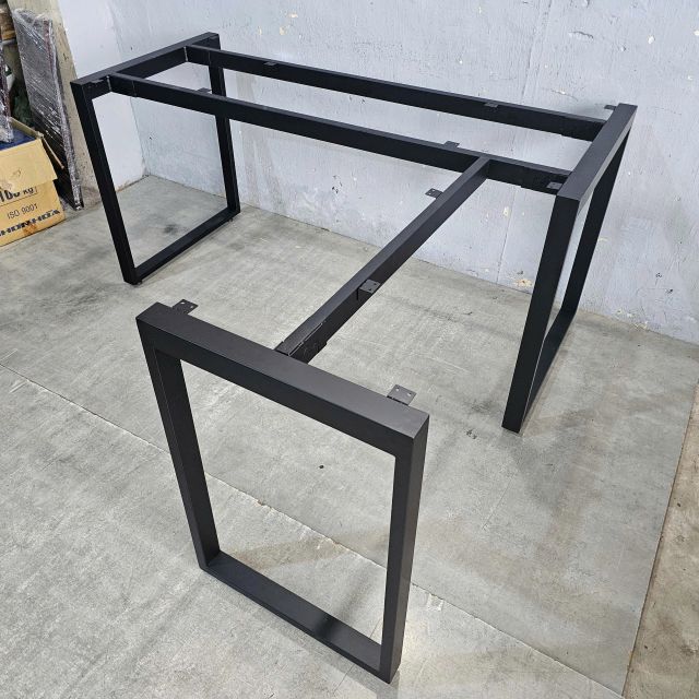 Chân sắt lắp ráp cho bàn góc L 150x150cm hệ Rectang HCRT045