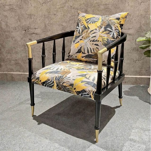 Ghế sofa đơn Caracole Beauty bọc vải nhung gỗ Ash GSD6832