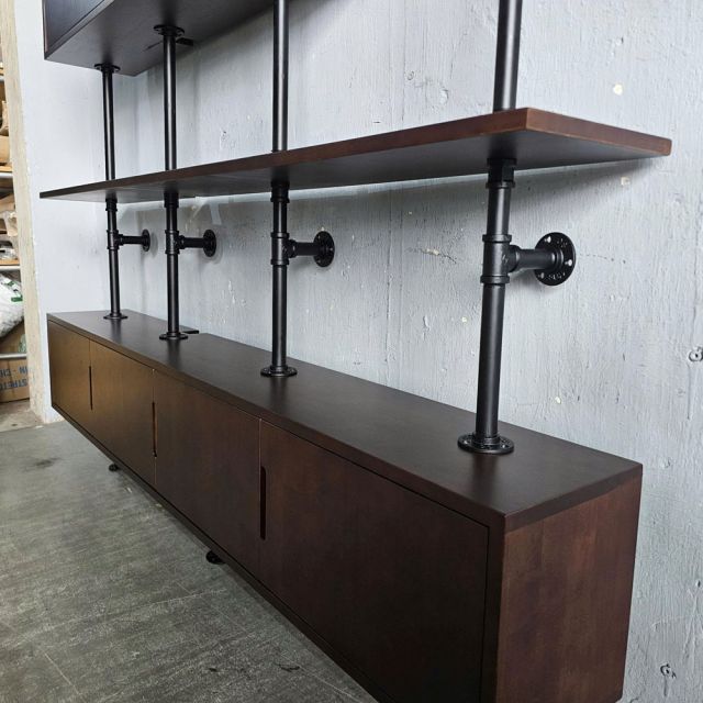Hệ kệ ống nước áp tường 180x25x200cm gỗ cao su PPF025