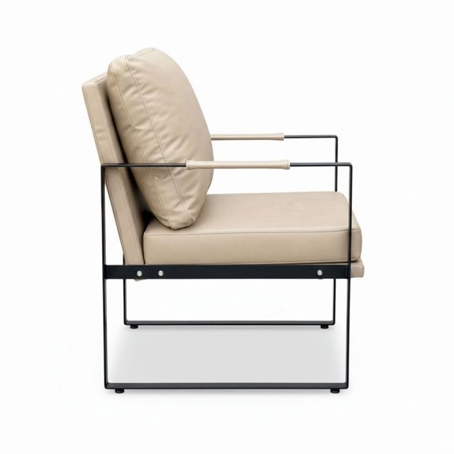 Ghế sofa đơn khung sắt nệm bọc da Si GSD68115