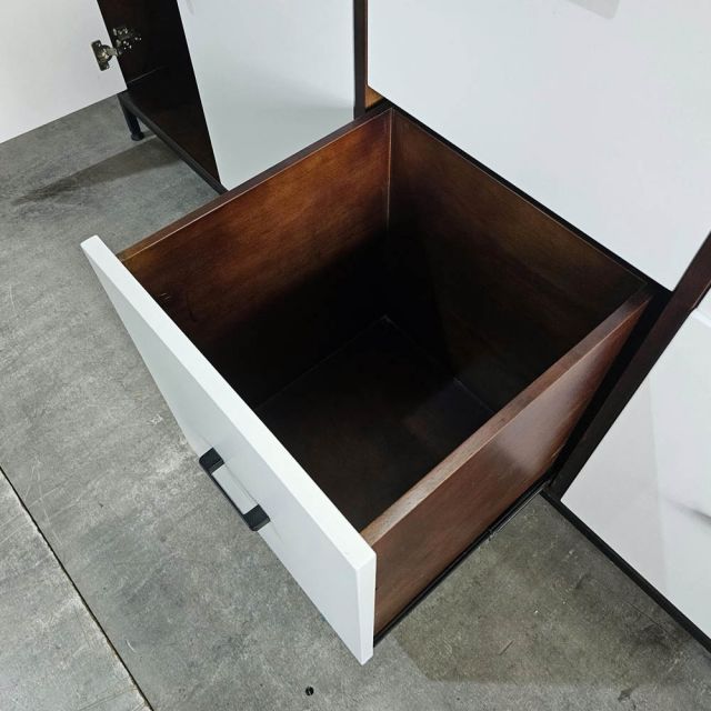 Tủ trang trí 165x40x165cm gỗ cao su KTB68234