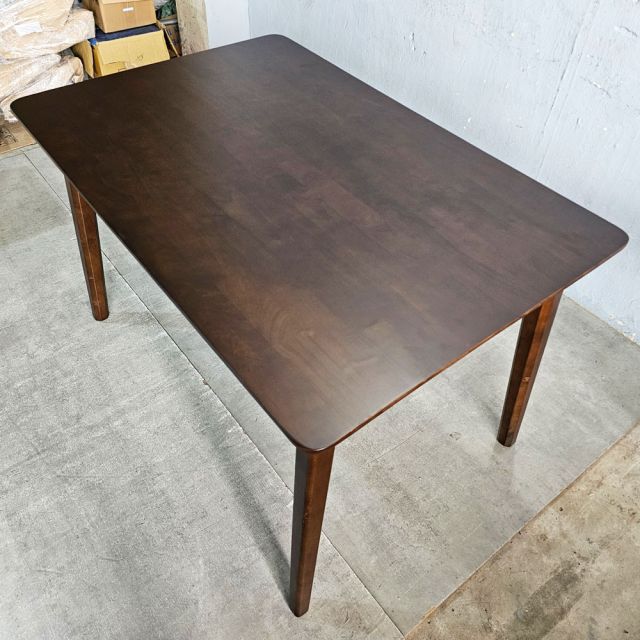 Bàn ăn Ashley 120x80cm gỗ cao su BA68288