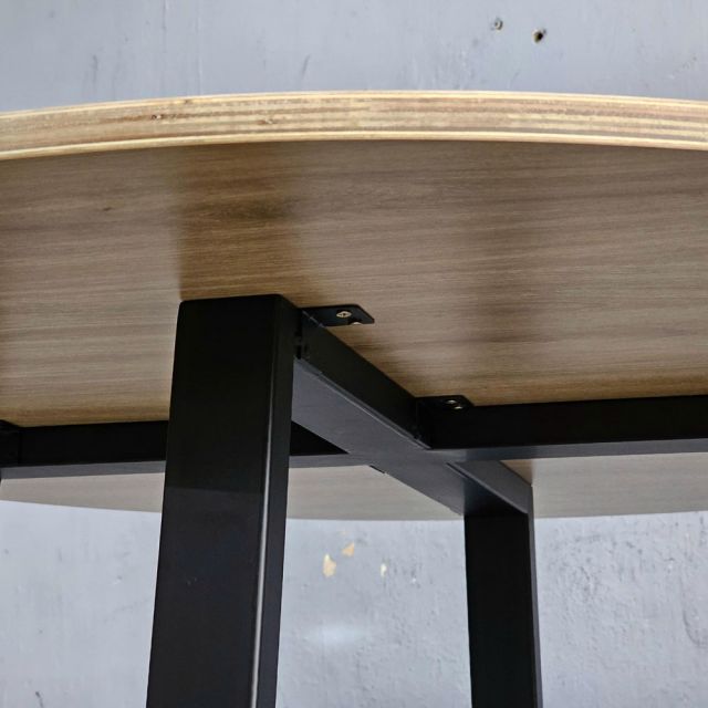 Bàn họp tròn 1m gỗ Plywood phủ melamin chân sắt BH68006