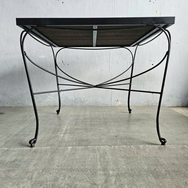 Bàn ngoài trời vuông 90x90cm gỗ nhựa vân nổi 3D BNT014