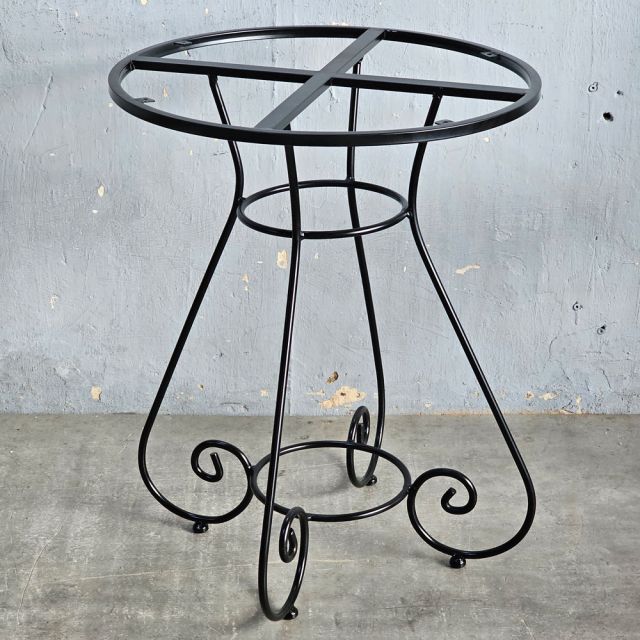 Chân sắt cho cafe 60x60cm uốn cong nghệ thuật CHBCF054 Chân sắt cho cafe 60x60cm uốn cong nghệ thuật CHBCF054