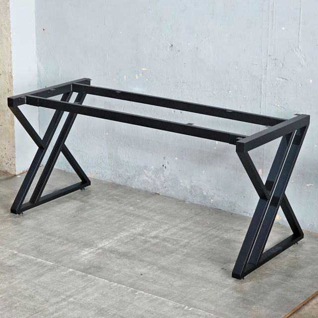 Chân sắt lắp ráp cho bàn 160x70cm hệ XConcept HCXC019 Chân sắt lắp ráp cho bàn 160x70cm hệ XConcept HCXC019