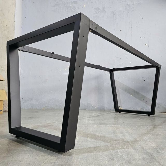 Chân sắt lắp ráp cho bàn 180x80cm sơn tĩnh điện CHB68083