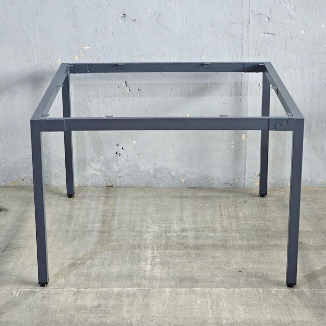Chân sắt lắp ráp cho bàn 110x110cm sơn tĩnh điện HCUC030