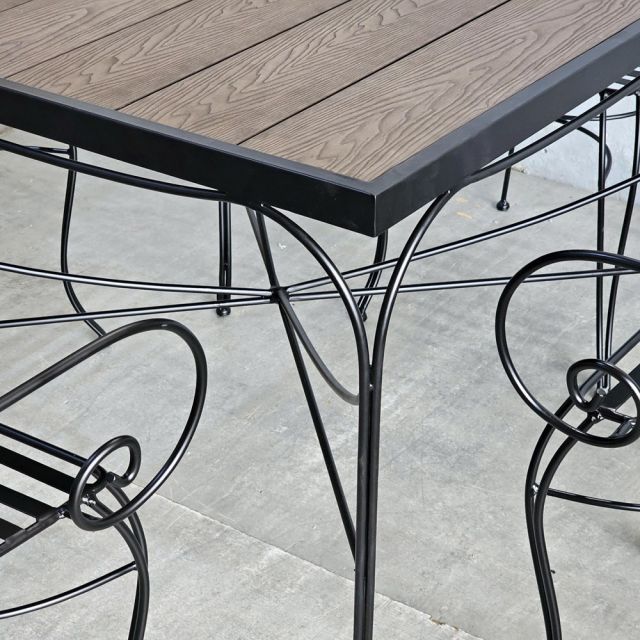 Combo bàn ngoài trời và 4 ghế sắt CBNT019