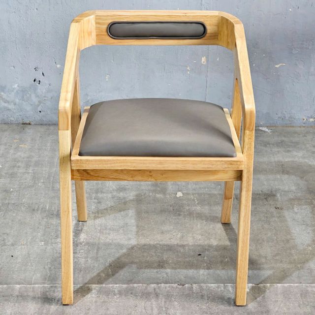 Ghế Kantana nệm bọc da Si gỗ cao su GA68043