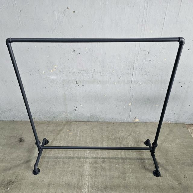 Kệ treo đồ ống nước KTD68007