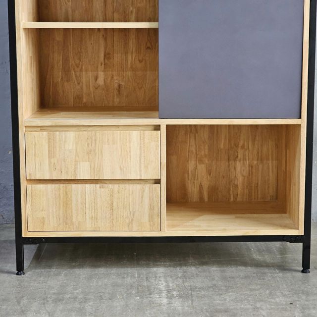 Tủ quần áo cửa lùa 106x50x200cm gỗ cao su TQA68077