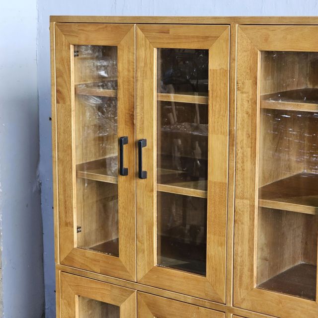 Tủ cửa kính 120x40x140cm gỗ cao su KTB68237