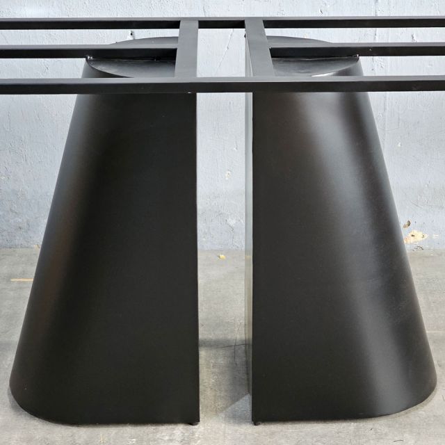 Bàn ăn chữ nhật 140x80cm gỗ tràm chân sắt BA68293