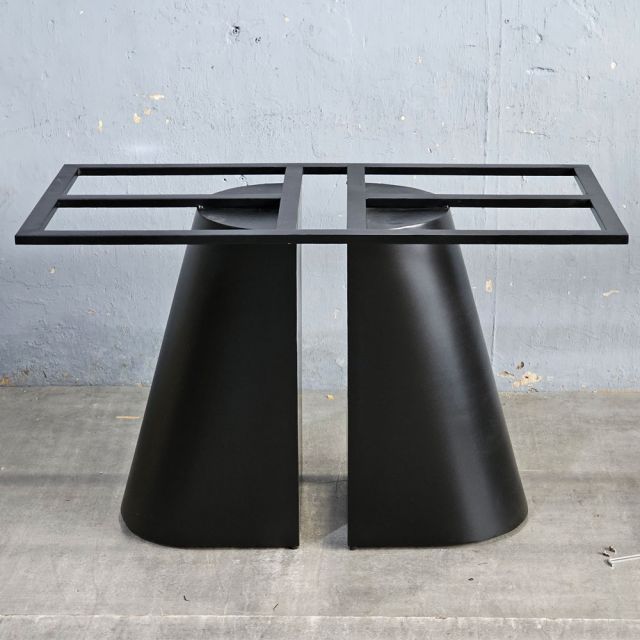 Bàn ăn chữ nhật 140x80cm gỗ tràm chân sắt BA68293