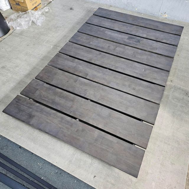 Giường ngủ SAMA gỗ cao su GN68024