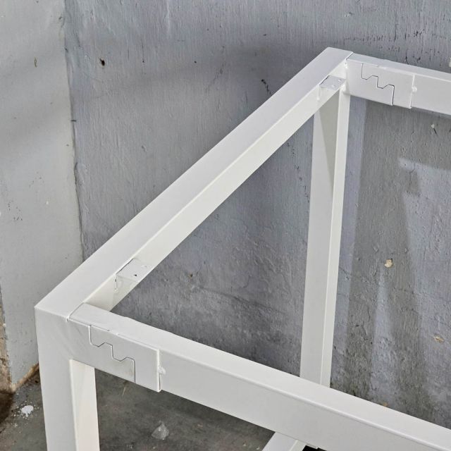 Chân sắt lắp ráp cho bàn 160x70x73cm hệ URA HCUR007