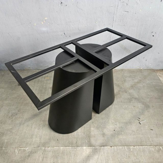 Chân sắt cho bàn ăn 140x80cm sơn tĩnh điện CHB68085