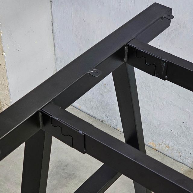 Chân sắt lắp ráp cho bàn 160x60cm hệ Aconcept HC026