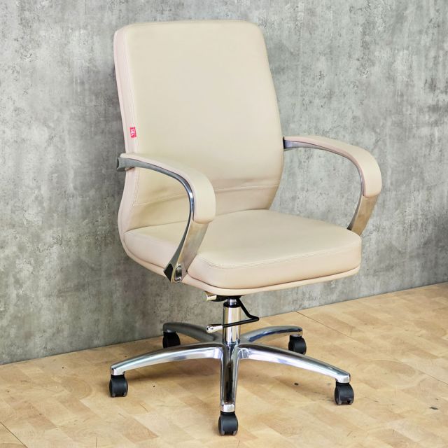 Ghế lãnh đạo bọc da Vinyl lưng trung HOM1108 - 02