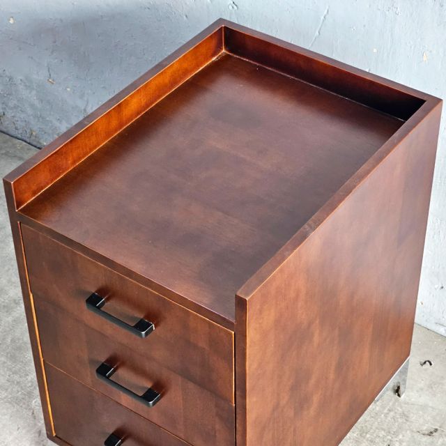 Tủ đầu giường 3 ngăn 40x50x65cm gỗ cao su TDG68067