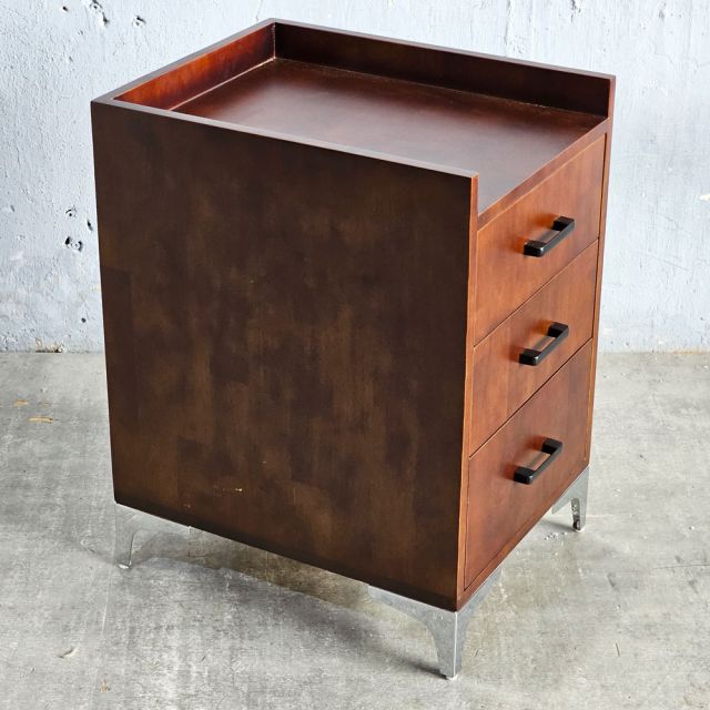 Tủ đầu giường 3 ngăn 40x50x65cm gỗ cao su TDG68067