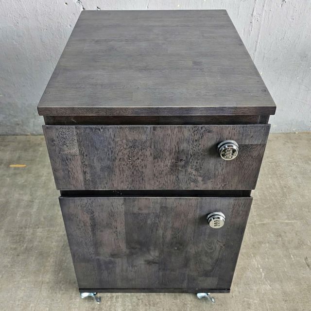 Tủ cá nhân khóa số 40x50x65cm gỗ cao su TCN68081