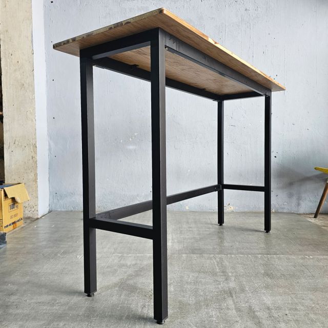 Bàn bar dài 160x60cm gỗ otim chân sắt lắp ráp BB045