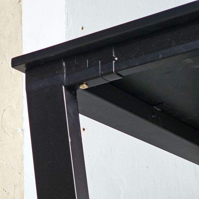 Bàn giám đốc 140x80cm gỗ cao su BGD68081