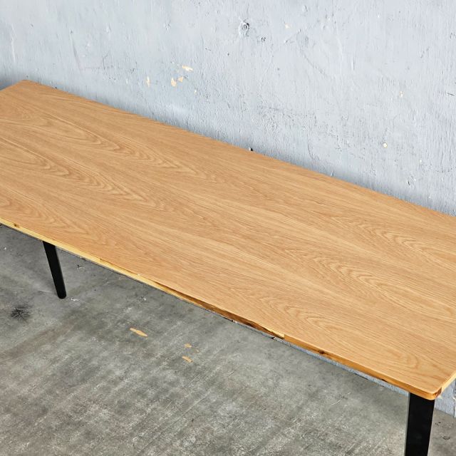 Bàn làm việc 140x60cm gỗ otim phủ veneer sồi HBDI015