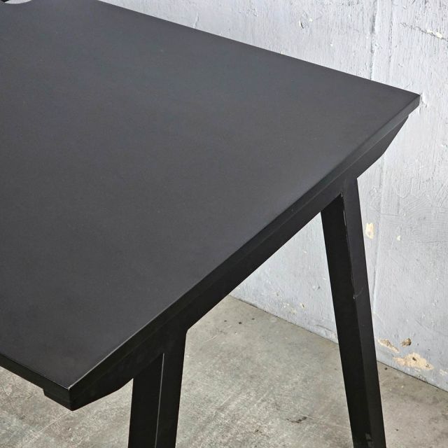 Bàn làm việc 140x70cm gỗ cao su hệ PLY HBPL031