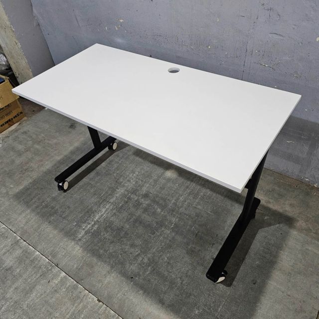 Bàn đào tạo TICOT 120x60cm gỗ cao su SPD68255