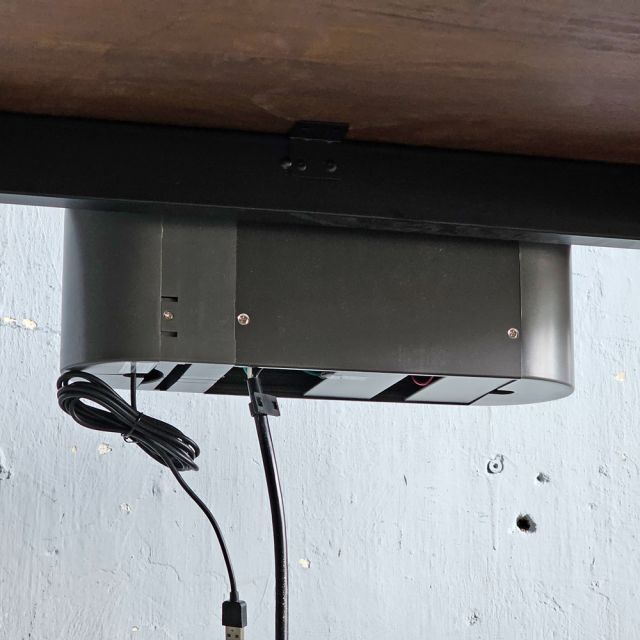 Bàn máy tính có hộp điện thông minh 180x80cm gỗ cao su ZD028