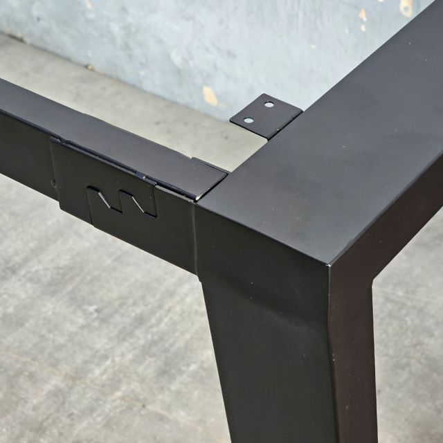 Chân sắt lắp ráp cho bàn 160x60cm sơn tĩnh điện CHB68087