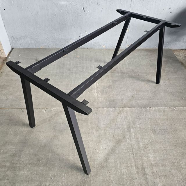 Chân bàn sắt 140x70cm hệ PLY lắp ráp HCPL004