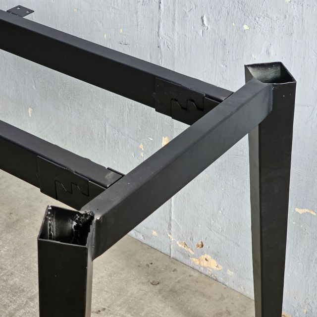 Chân sắt lắp ráp cho bàn 160x60cm hệ Tứ Giác Côn CBHD005