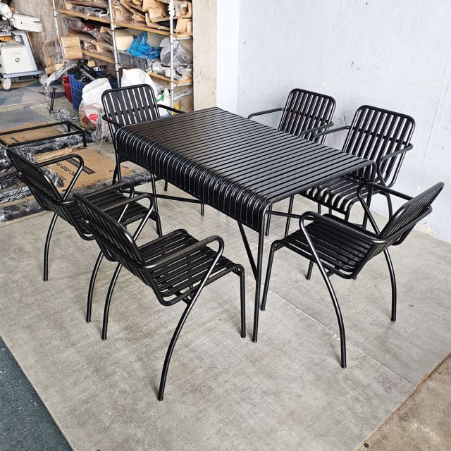 Combo bàn ghế ngoài trời sắt sơn tĩnh điện CBNT013