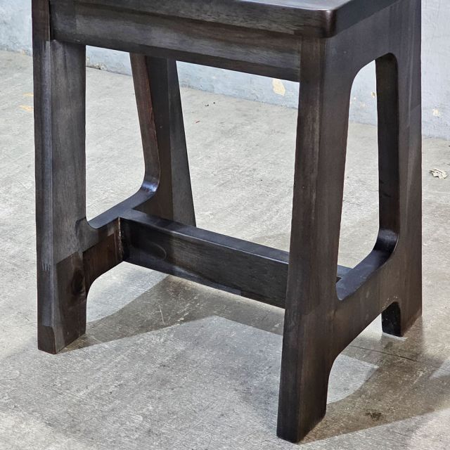 Ghế đôn 40x30x45cm gỗ tràm GCF314