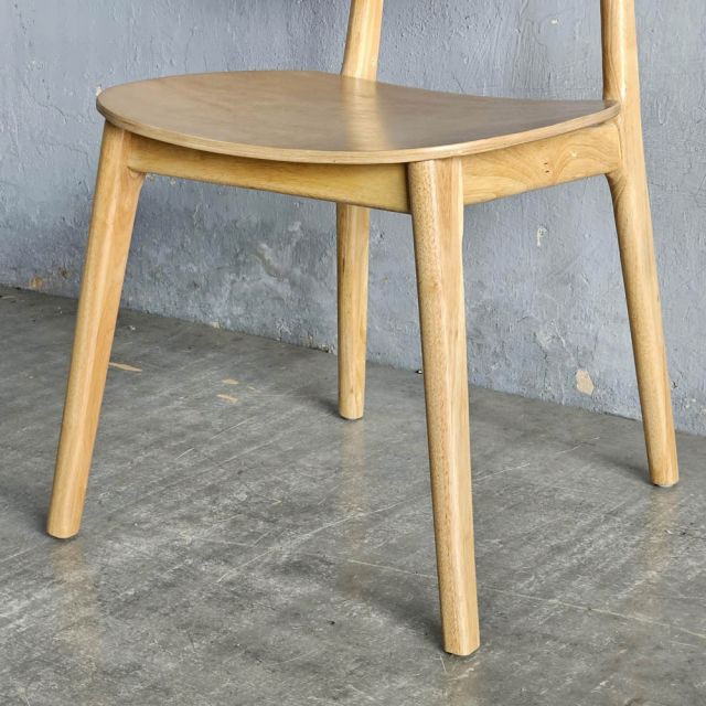 Ghế Secco gỗ cao su mặt plywood GSK039