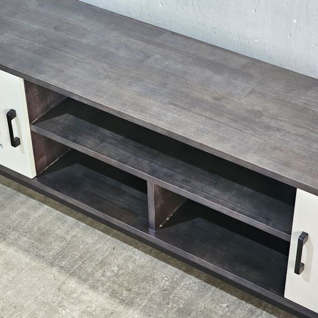 Kệ TV Codia 160x35x50cm gỗ cao su KTV68118