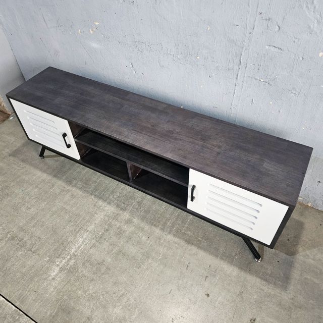 Kệ TV Codia 160x35x50cm gỗ cao su KTV68118