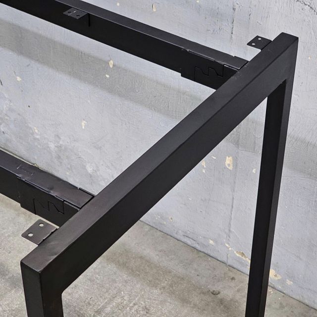 Chân sắt lắp ráp bàn 120x60cm hệ Slean HCSL004