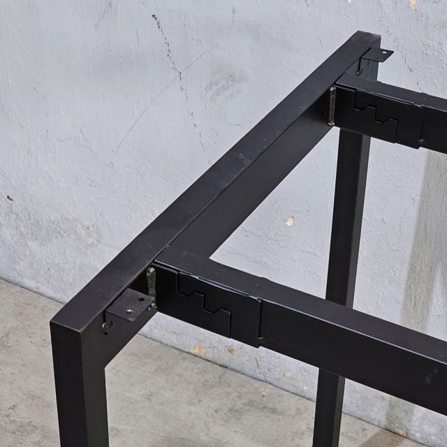 Chân sắt lắp ráp bàn 120x60cm hệ Slean HCSL004