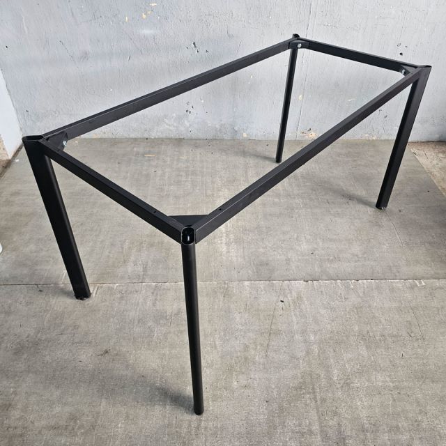 Chân bàn sắt hệ Oval Concept 140x70 lắp ráp HCOC005