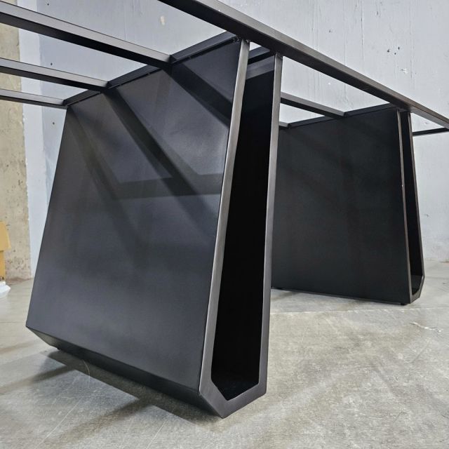 Khung chân sắt bàn ăn 220x75x73cm sơn tĩnh điện CHB68088